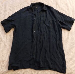 Hugo Boss 100% Silk Lightweight Button Down Shirt